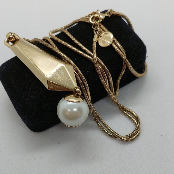 TALBOT'S Goldtone Bold Statement Pearl Pendant Snake Chain 28 " Necklace GUC - Picture 3 of 11